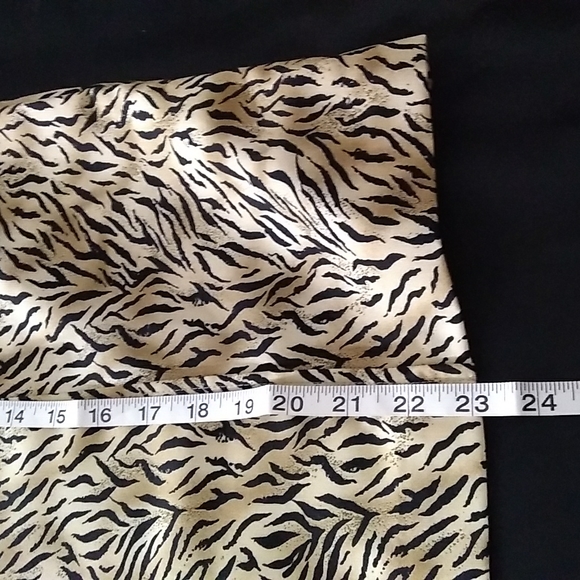 VINTAGE Worthington Animal Print Wrap Skirt - Picture 11 of 16
